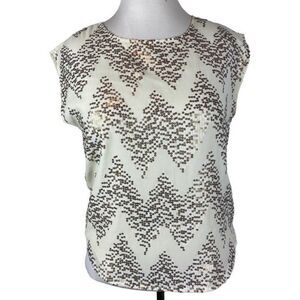 Forever 21 Beautiful sequin top